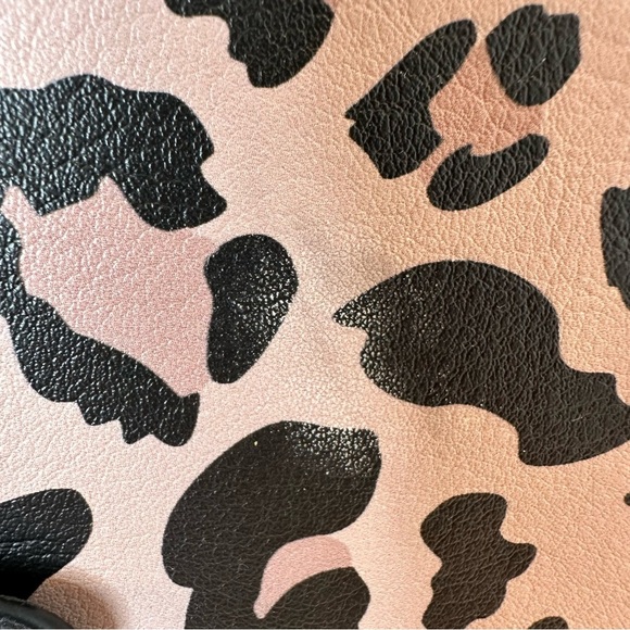 Poppy and Peonies crossbody bag - Picture 4 of 6